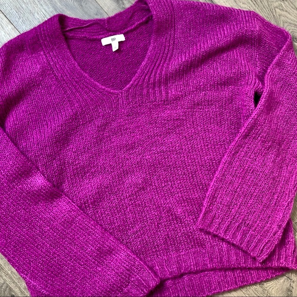 Soft Magenta Sweater NWT • Size Small - Picture 4 of 5